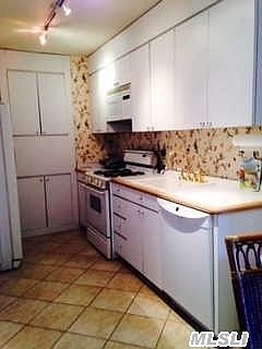 2nd image of 16625 Powells Cove Blvd APT 19H