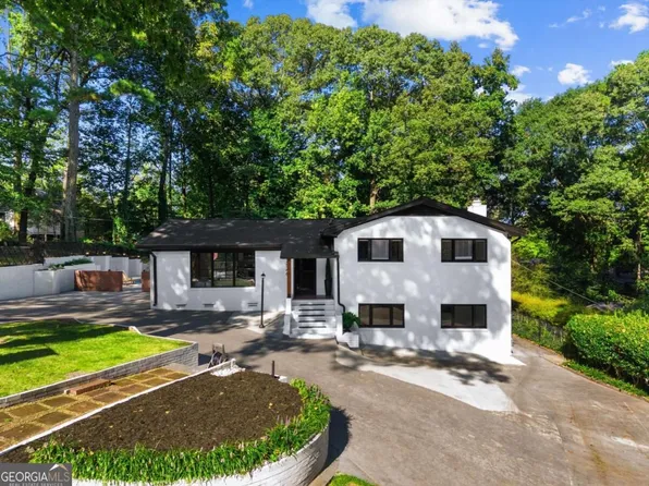 2546 Skyland Trl NE, Atlanta, GA 30319