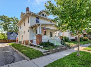 914 S Madison St, Bloomington, IL