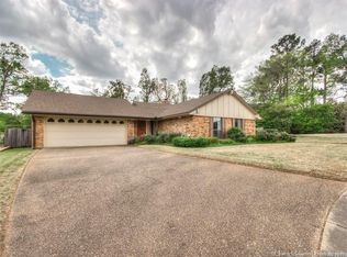 1818 Old Oaks St, Shreveport, LA 71119