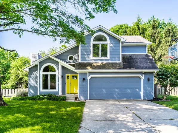 1645 Graystone Ln, Zionsville, IN 46077