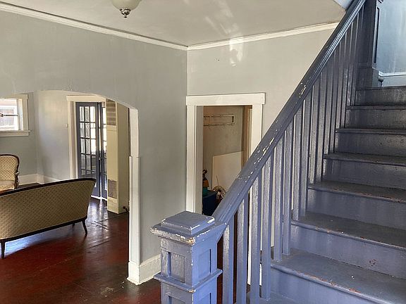 Entryway Stairs
