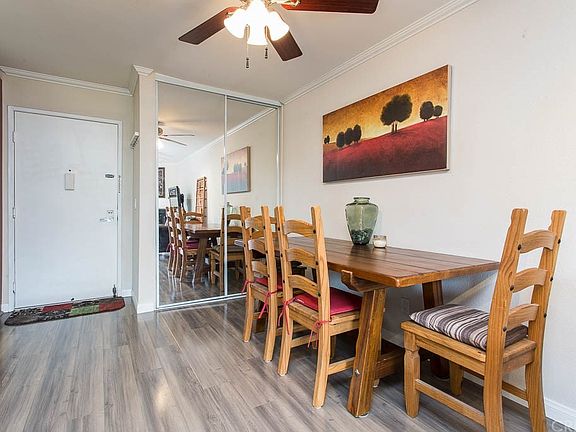 4th image of 21520 Burbank Blvd APT 102