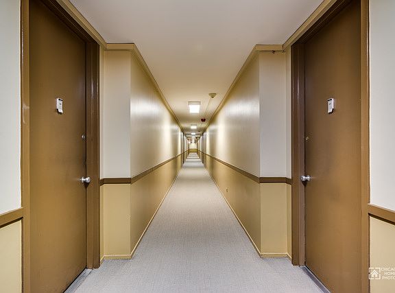 2nd image of 1401 E 55th St APT 603N