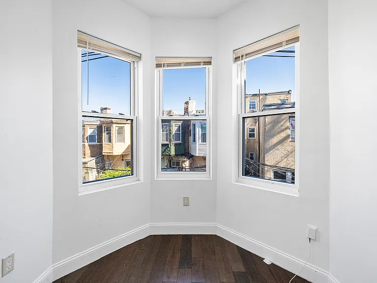 2319 N College Ave #B — Photo 9