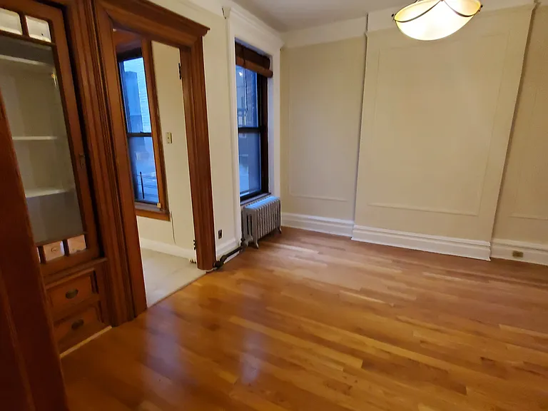 449 3rd St #3R — Photo 14