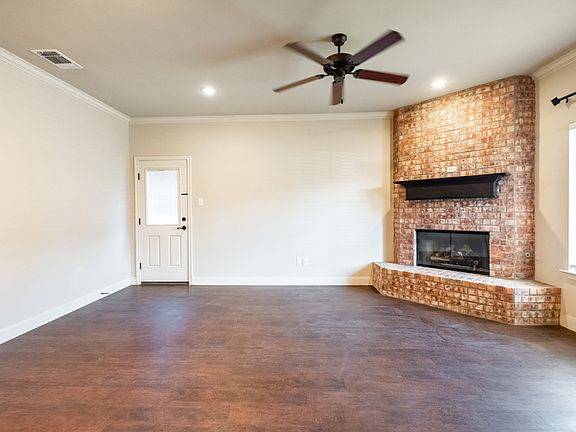 5th image of 4418 106th St Unit A