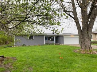 2100 Sunshine Dr, Greenfield, IN 46140