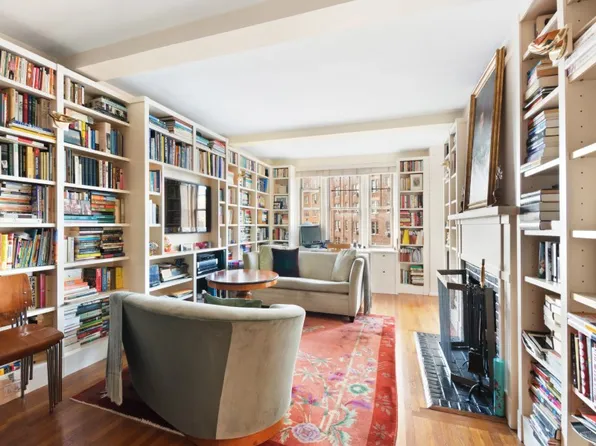 302 West 12th Street image 1 of 10