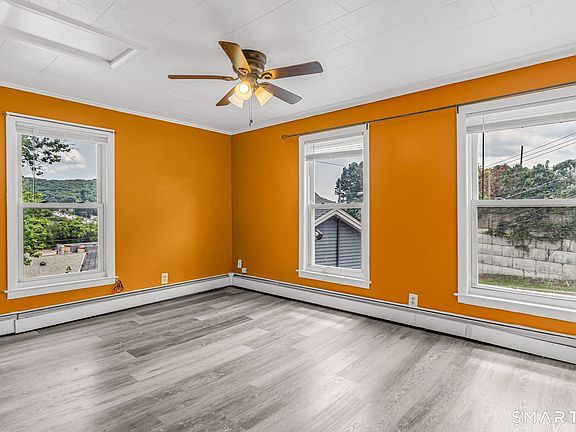 4th image of 89 Division St #2