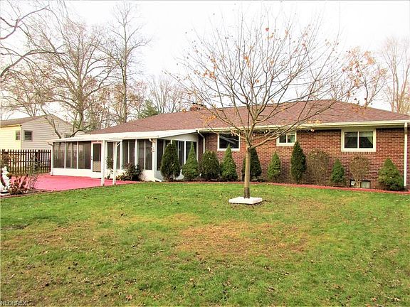 4th image of 3704 Southwood Dr SE