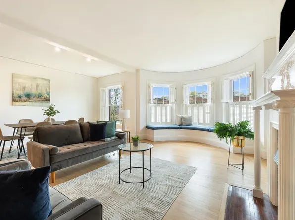 41 Carlton St APT 3, Brookline, MA 02446