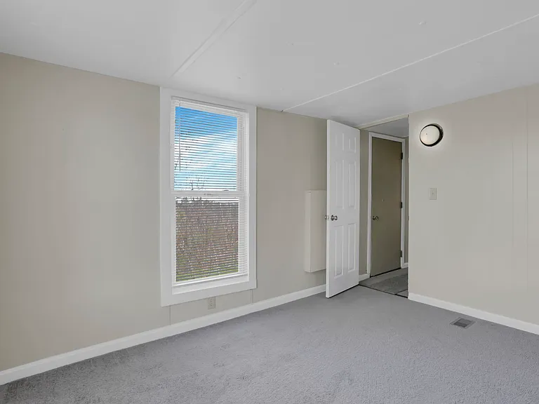 Summitt St — Photo 16