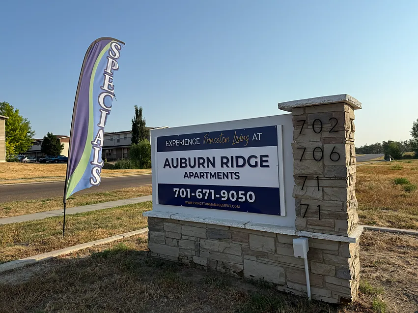 Auburn Ridge Apartments — Photo 1