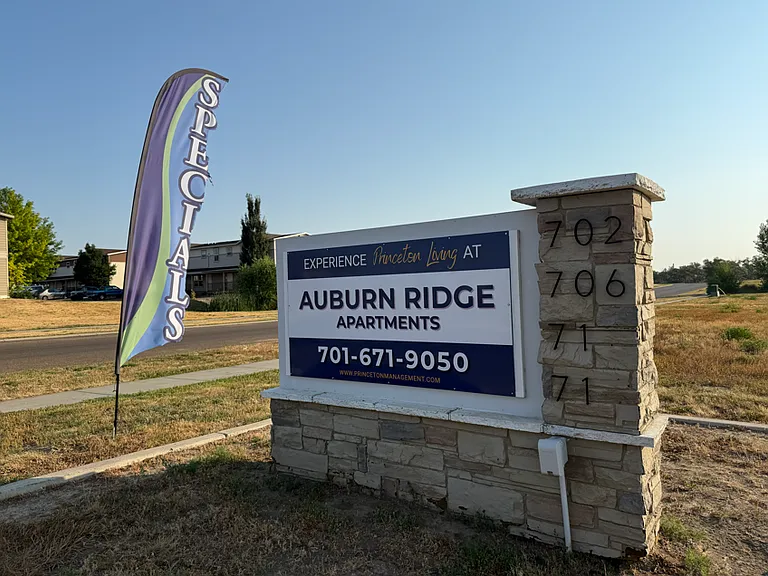 Auburn Ridge Apartments — Photo 56