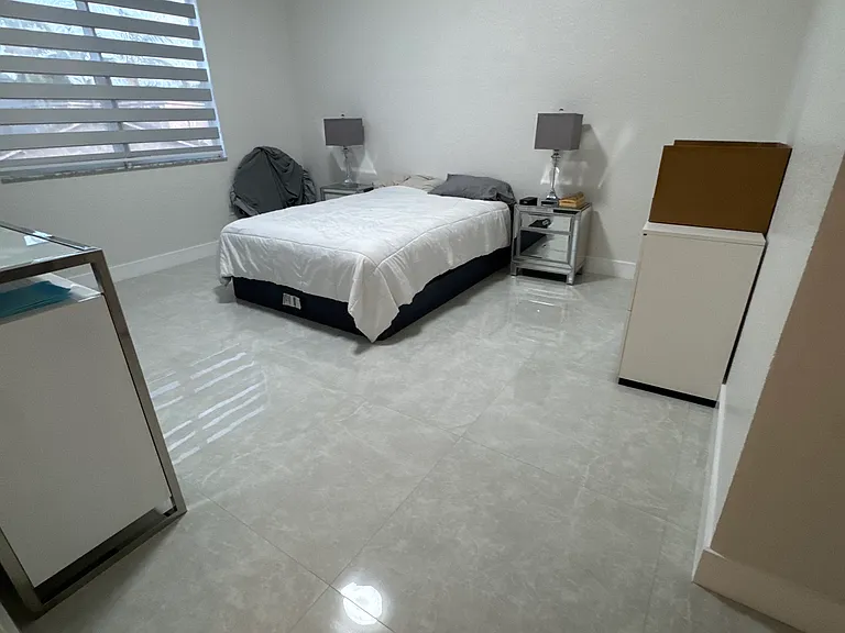 15476 SW 8th Way — Photo 6