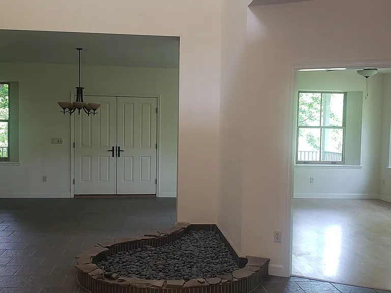 312 Washington St — Photo 5