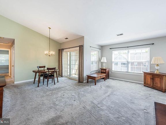 2nd image of 4 Rumford Dr Unit 304