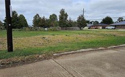 Iowa Ave, Kenner, LA, 70062