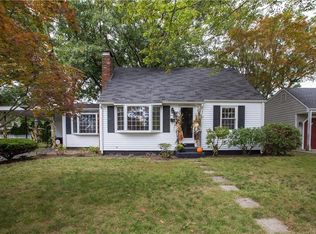 71 Grotto Ave, Warwick, RI 02888