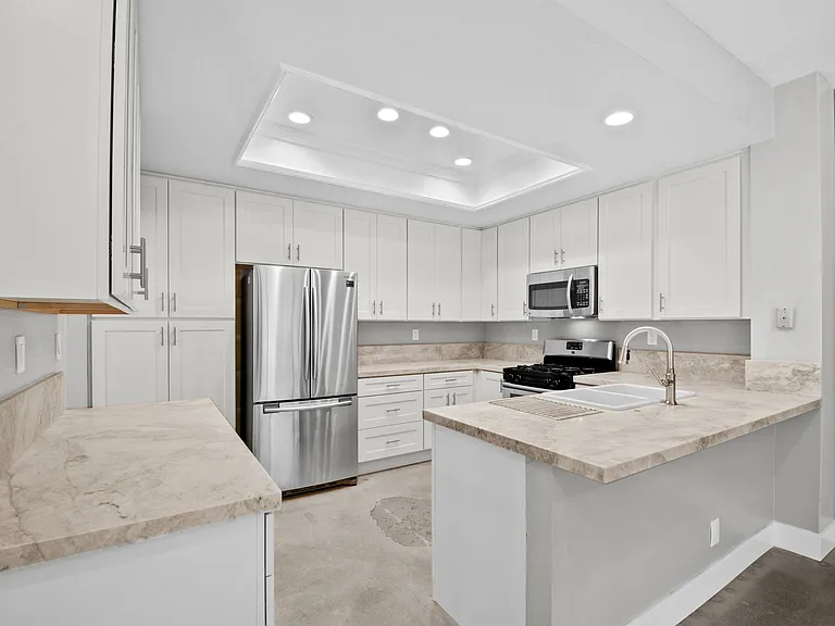 6068 E Hackamore Ln — Photo 8