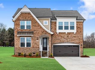 8605 Lemur Ln, Summerfield, NC 27358