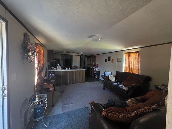 3rd image of 5004 Santa Rosa Dr