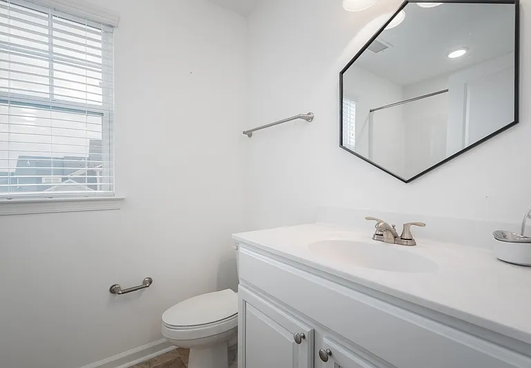 2040 Canning Pl #1 — Photo 24