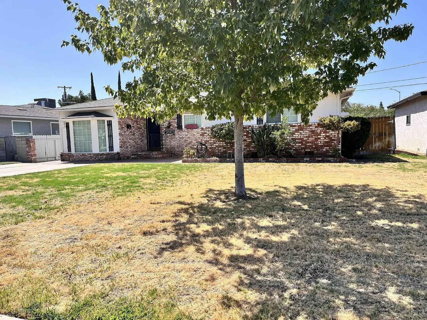 4 bed, 1616 sqft, $2,600 — Photo 3
