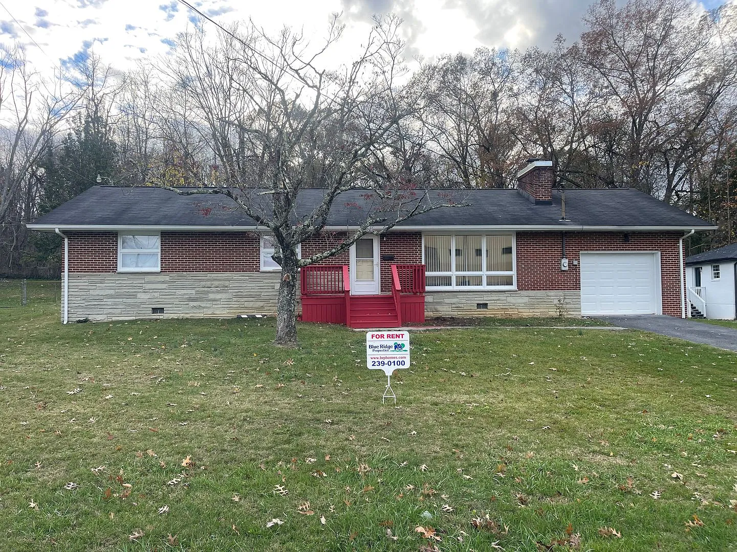 3 bedroom 1 bath — Photo 1