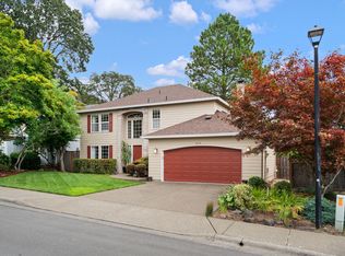 9358 SW Claridge Dr, Tigard, OR 97223