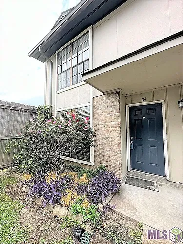 2245 King Arthur Blvd #24 Photo 1 2245 King Arthur Blvd #24 Photo 1