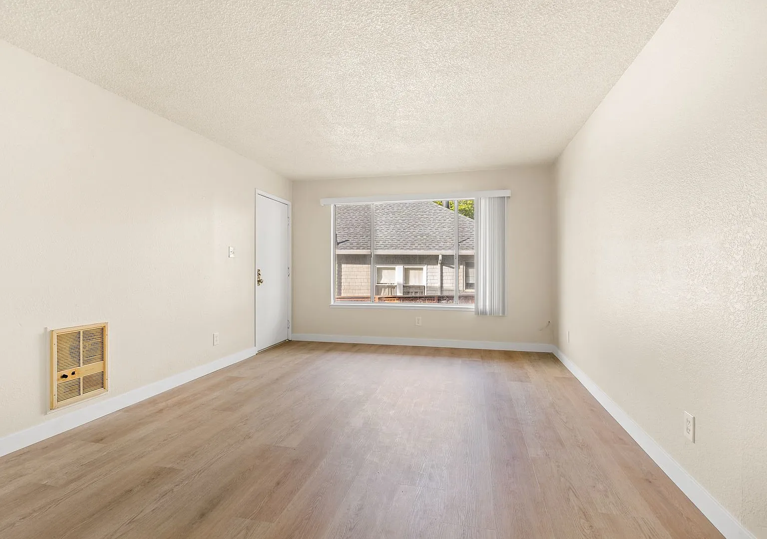 Laurel District Gem: Updated 2 Bedroom with Open Concept Living — Photo 2