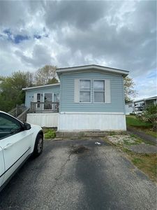22 Greenwich St W, West Greenwich, RI, 02817