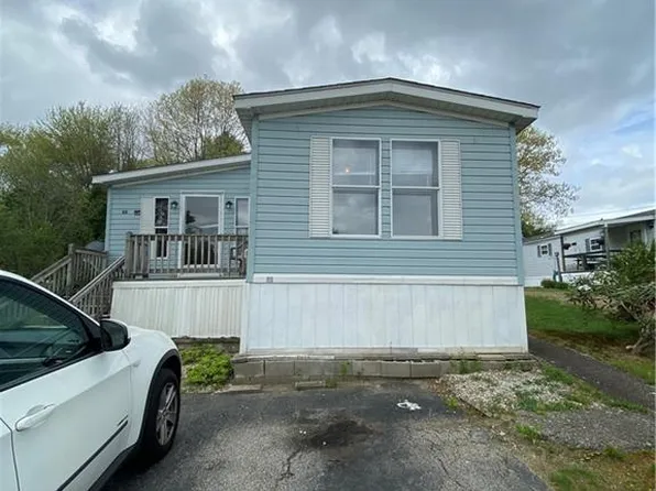 22 Greenwich St W, West Greenwich, RI 02817