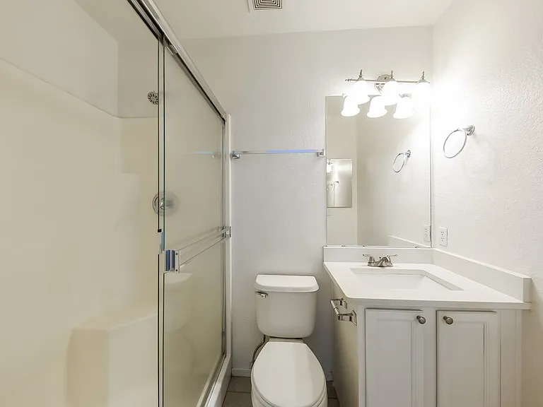 11335 W Crestbrook Dr — Photo 12