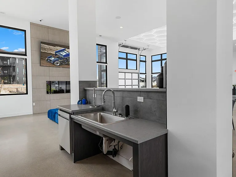 Apartments 26 — Photo 25