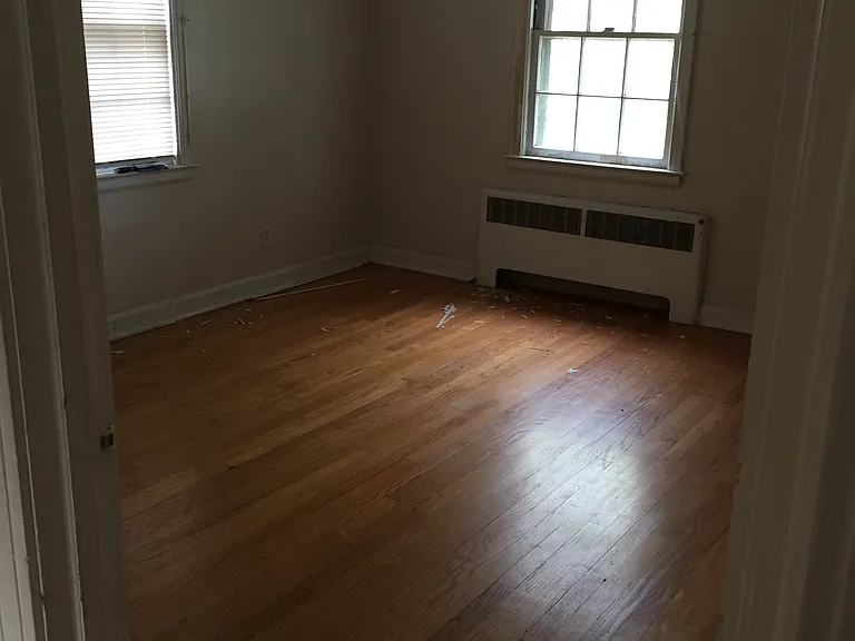 542 Quaker Ln S #2 — Photo 6