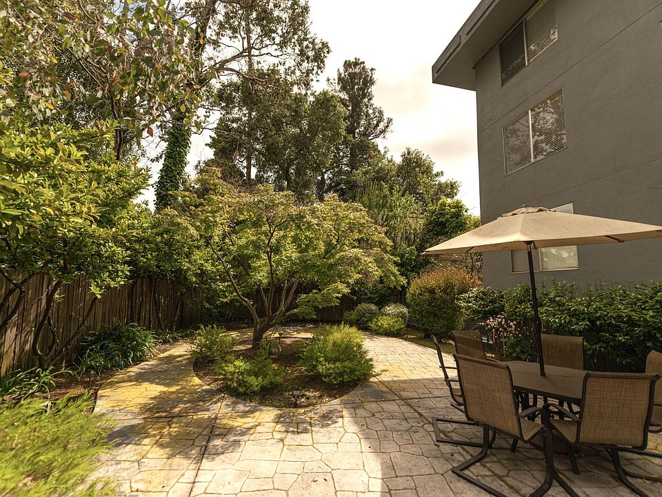 2nd image of 1501 Ralston Ave #204