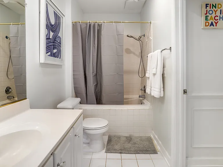 1320 N Wayne St — Photo 27