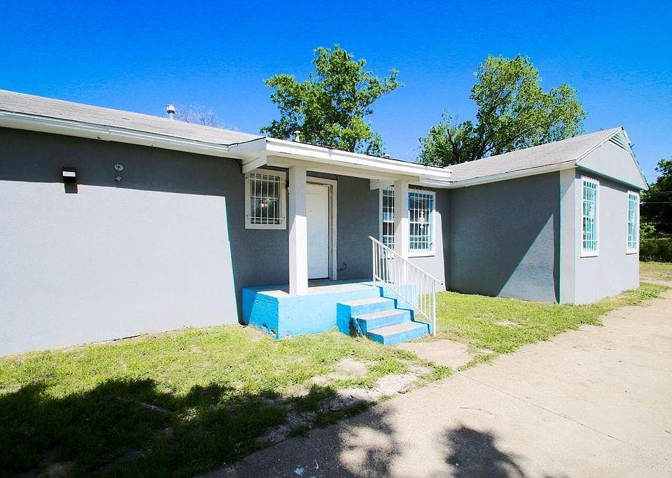 1st image of 2516 Peabody Ave