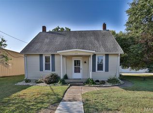 212 W State St, Hamel, IL 62046