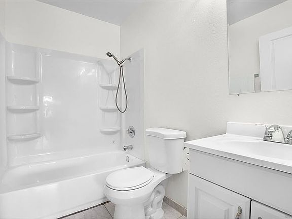 3rd image of 8026 Linda Vista Rd APT 2G
