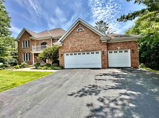 3707 Hermitage Trl, Rockford, IL