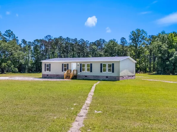 105 Retired Ave., Marion, SC 29571