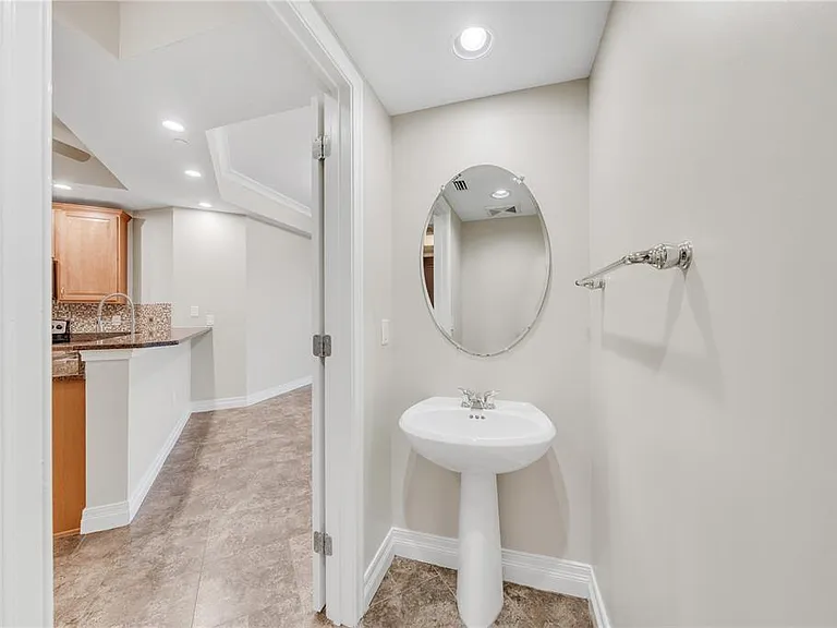 449 S 12th St #1805 — Photo 25