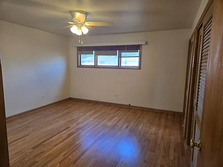 9225 S Cregier Ave #1 — Photo 13