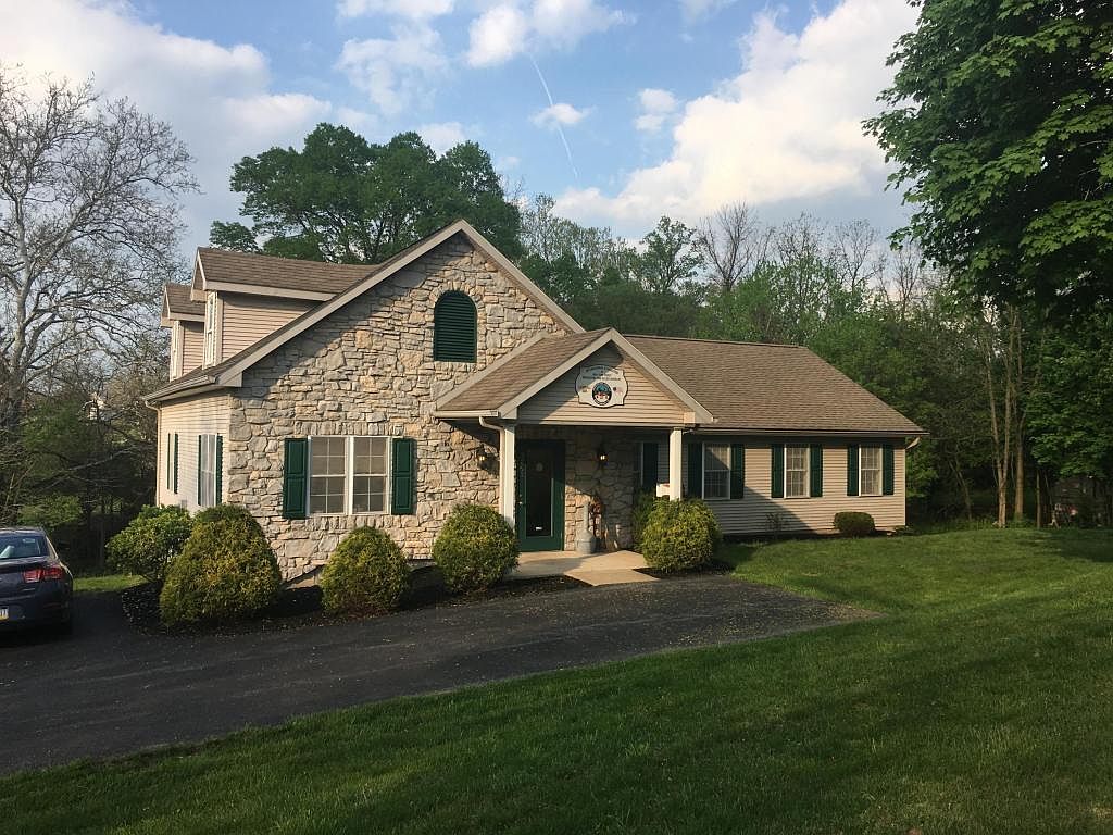 3263 Schoolhouse Rd, Middletown, PA 17057 Zillow