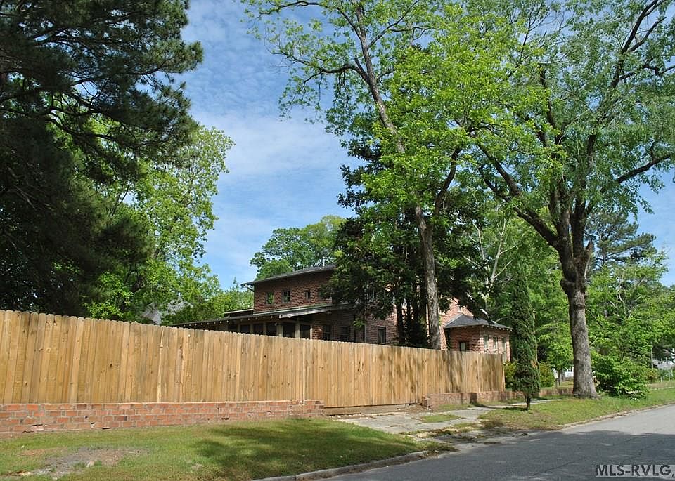 212 Church St, Enfield, NC 27823 Zillow