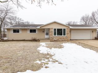 3027 S Cypress St, Appleton, WI 54915